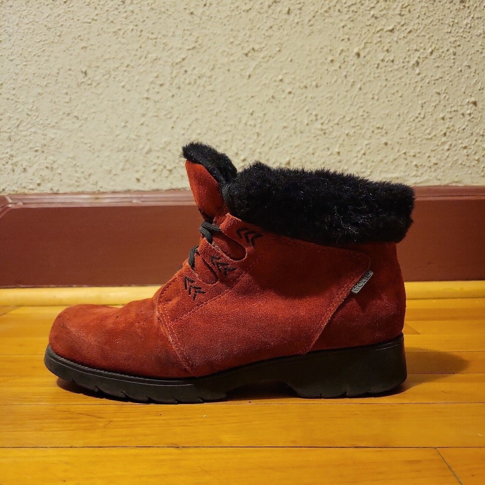 Womens Sporto insulated shoes Boots size Sz 7.5M Boots Red Suede Leather